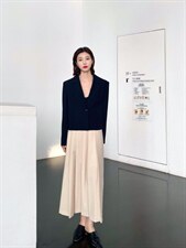 2022年春四粒扣小款西服，其它，POHIO葆伊