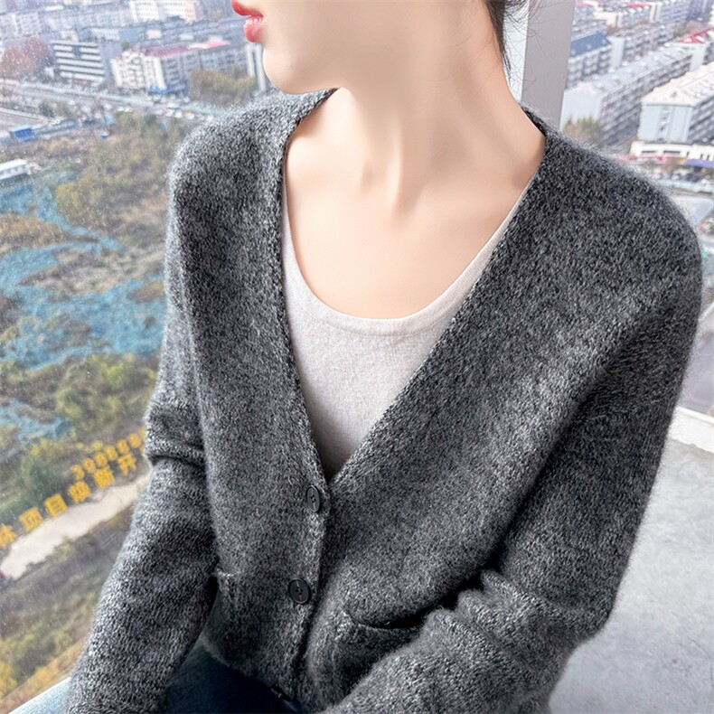 V领毛衣女宽松慵懒风秋冬百搭韩版针织打底衫上衣,女装羊毛衫,百越羊绒