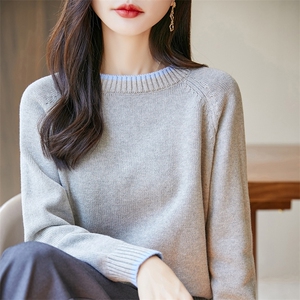 2025年女士长袖圆领舒适时尚图片
