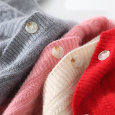 儿童宝宝羊毛针织开衫麻花圆领男女童保暖针织打底毛衣外套，童装毛衣，初丹羊绒童装