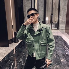 绿色