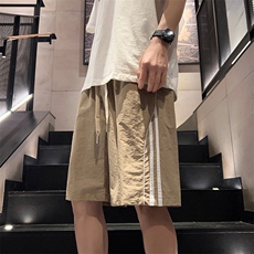 卡其色