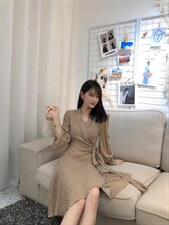 DINOBlENS/秋款上新 不规则连衣裙百搭款，女装连衣裙，迪诺比亚