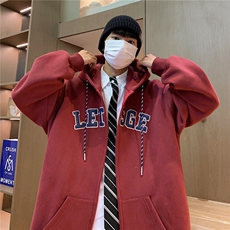 酒红色