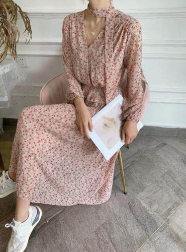 21009真丝带飘带连衣裙，女装连衣裙，mona 茉奈