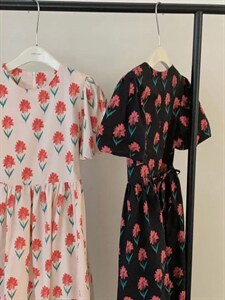 花朵连衣裙,女装连衣裙,欧妮卡蒂蔓