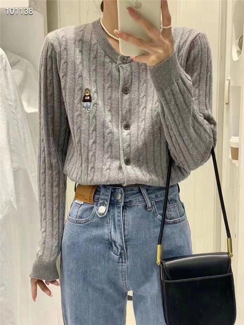 秋季新款舒适显瘦时尚百搭立领熊图案针织开衫女长袖外套,针织衫/毛衣,恒恩羊绒
