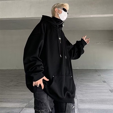 黑色