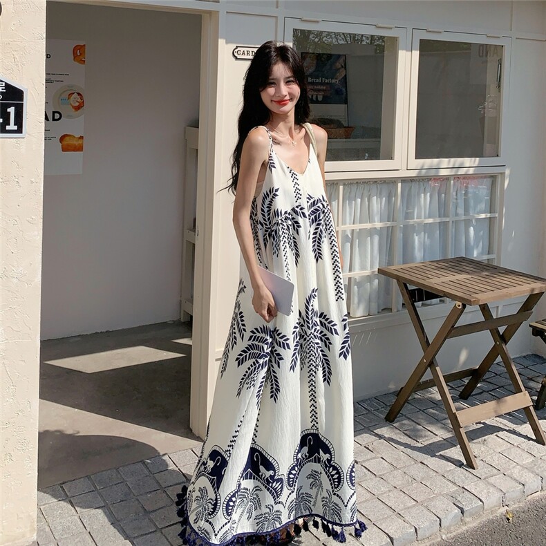 新款减龄海边穿搭裙子度假风鱼尾吊带连衣裙2025新款今年流行爆款,女装连衣裙,诺蝶