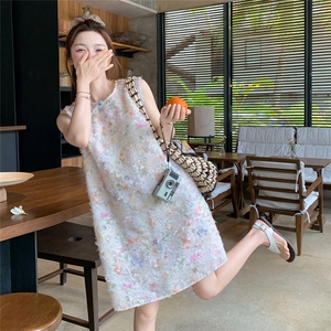 新中式国风气质刺绣连衣裙女2025夏季新款时尚显瘦无袖背心短裙子图片