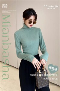 秋冬美人条打底衫图片