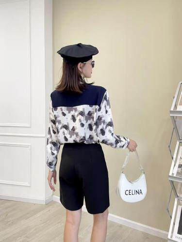 披肩花色小衫，其它，与慧辛