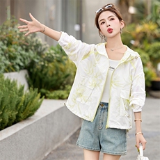 现货。。防晒衣女款夏季2025年新款宽松薄款工装洋气防晒衣短外套，女装防晒衣，依万里
