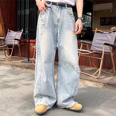 水洗做旧浅蓝色弯刀牛仔裤男款潮流宽松休闲刮破毛边设计拖地长裤，男装牛仔裤，星座506A