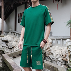 绿色