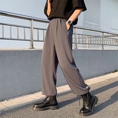 灰色