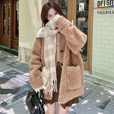 羊羔毛外套皮毛一体2024冬新款女慵懒宽松加厚短款皮毛一体小个子，女装皮草，2C272