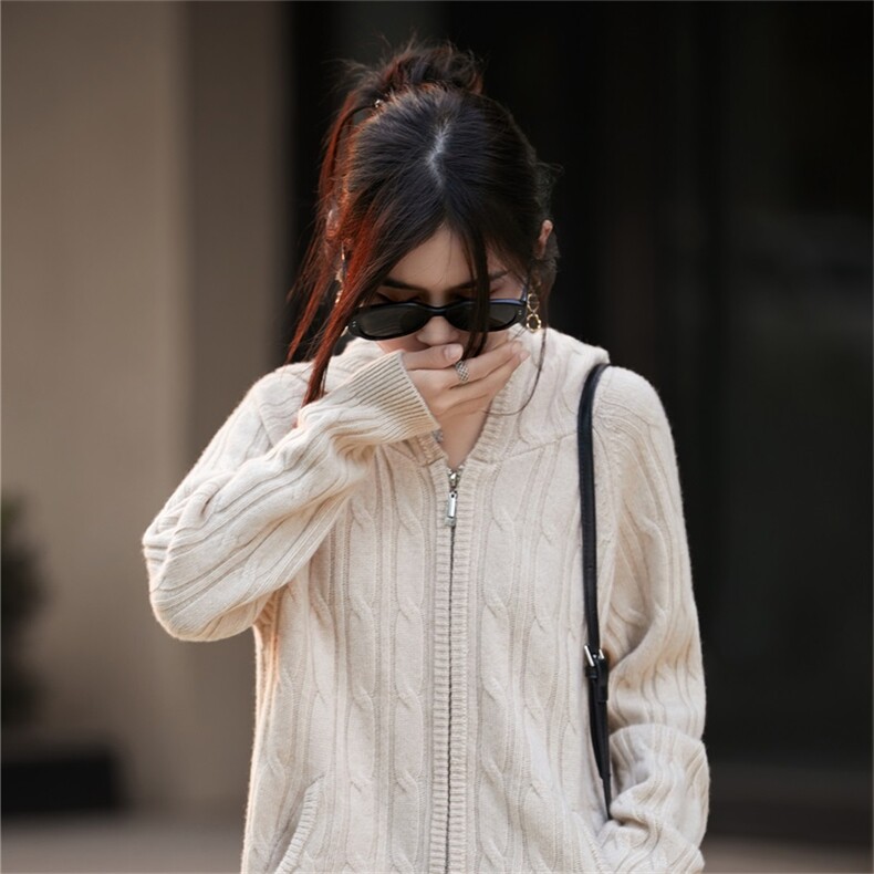老钱风连帽拉链针织开衫女纯羊毛宽松慵懒毛衣外套2025新麻花上衣,女装羊毛衫,迅太羊绒