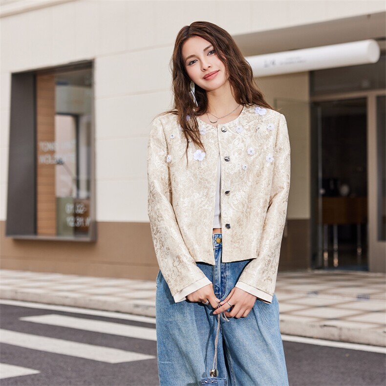 2025春转新款短袖宋锦提花短款法式手工钉珠短款外套,女装短外套,2C091