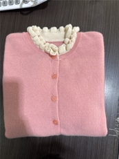 2025年秋季长袖木耳边时尚百搭他简约圆领,女装针织衫/毛衣,伟泽羊绒,清河羊绒市场 2025年秋季长袖木耳边时尚百搭他简约圆领,女装针织衫/毛衣,伟泽羊绒,清河羊绒市场