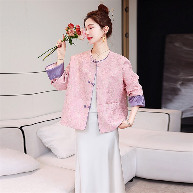 新中式国风年轻款外套女2025春季新款时尚高端轻奢小香风刺绣上衣，女装短外套，辉煌依升