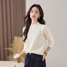 2025年冬季新款拼花边订珍珠扣打底毛衣，女装针织衫/毛衣，乐吉娜