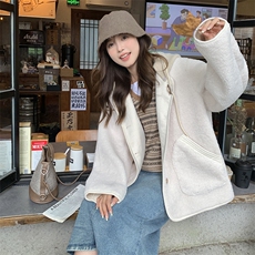 现货24秋皮毛一体短外套9021-P155-K218，女装短外套，2C305