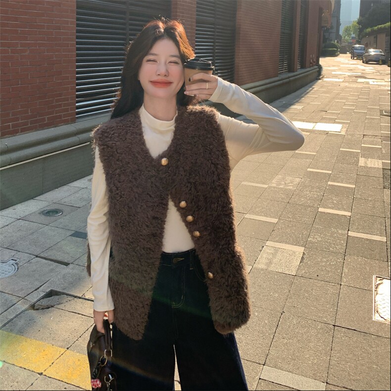 当季新款韩系皮毛一体马甲2C229-86302-P185-K265,女装马甲,2C229
