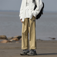 卡其色