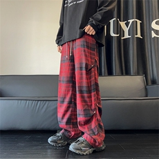 红色