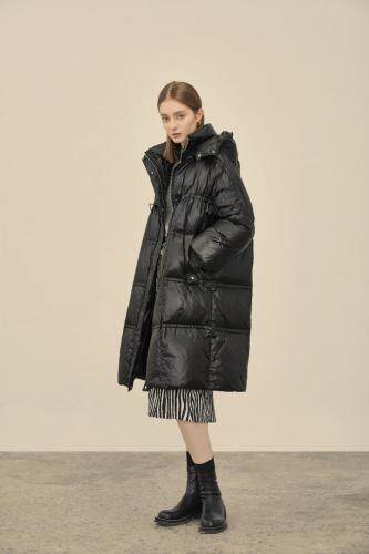 杭州品禾服饰冬季主做羽绒棉服坚持生产30余年，女装棉衣/棉服，百靓苑