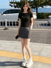 高级感休闲运动套装女夏新款撞色拼接圆领短袖上衣百褶裤裙两件套，女装套装/套裙，江南