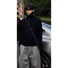 黑色
