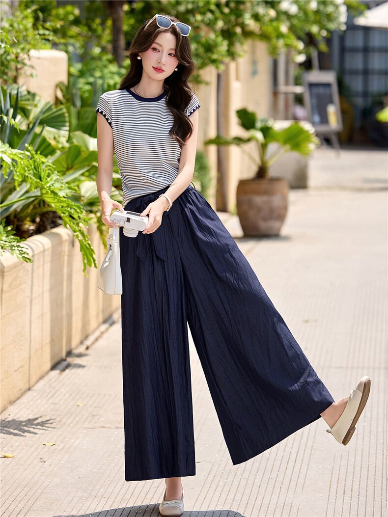 夏日ootd穿搭套装女松弛感时尚气质休闲显瘦条纹短袖阔腿裤两件套,女装套装/套裙,意芙