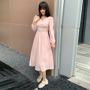 现货2024年春季新款女时尚淑女V领修身网红中长款连衣裙图片
