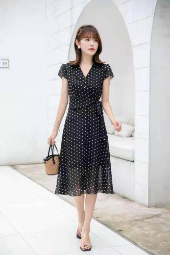 （现货）连衣裙，女装连衣裙，伊娜蕾尔