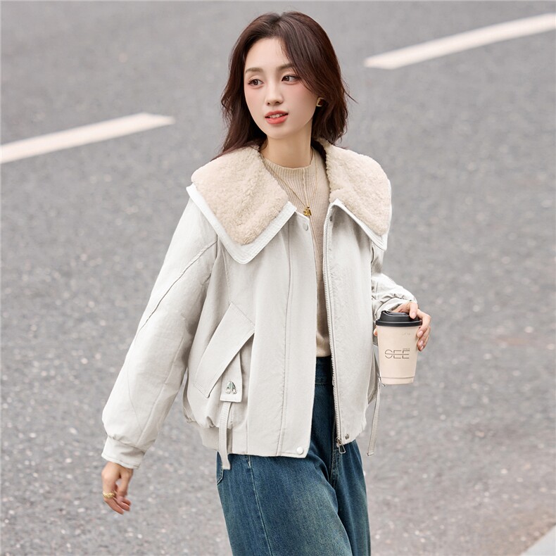 现货2025冬装新款女士时尚经典毛领可脱卸羽绒服,女装派克服,木子恋