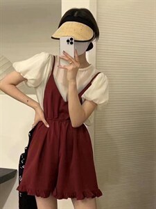欧货同款两件套，酒红色显白图片