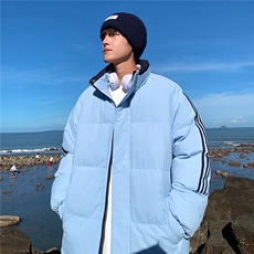 浅蓝色
