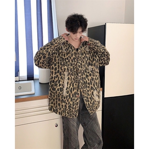 欧美式潮牌豹纹破洞牛仔外套男春秋季痞帅小众宽松休闲翻领夹克衫图片