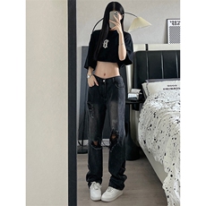 黑色
