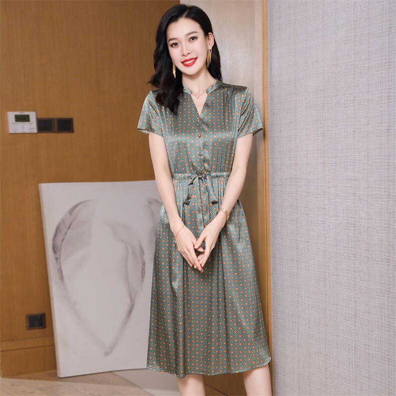 重磅真丝连衣裙桑蚕丝女2025夏季新款高档印花大码红色系带衬衫裙，女装连衣裙，阿舍尔精品