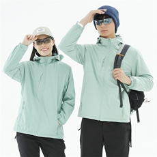 2024年秋季时尚纯色连帽一体加厚冲锋衣，女装短外套，衫都服饰