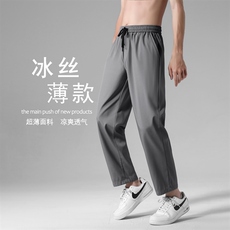 浅灰色