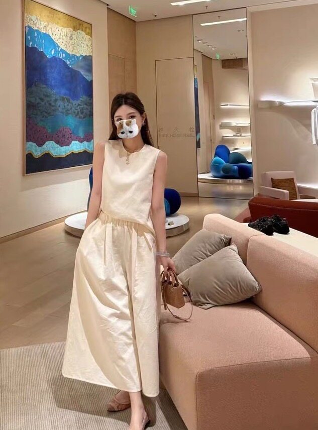 海岛老钱风极简风高级莱赛尔上衣休闲阔腿裙裤两件套,女装T恤,湘姗