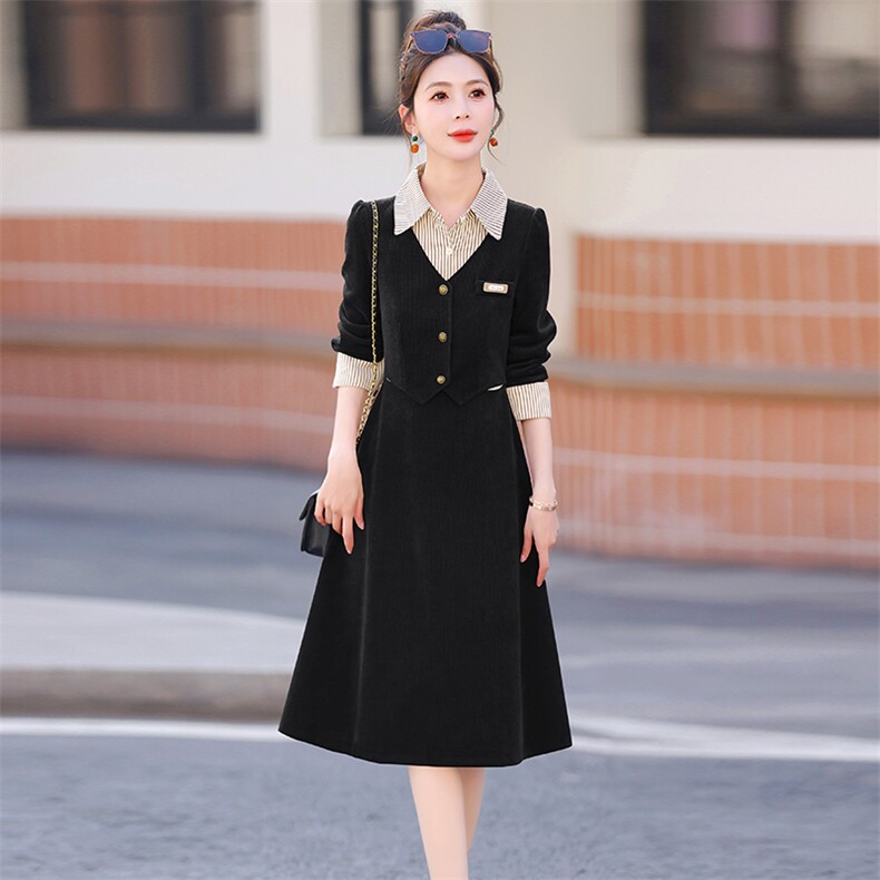 【现货新品】2024新款条纹拼接复古淑女风假两件套通勤翻领连衣裙,女装连衣裙,尚洛菲