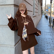 卡通印花卫衣套装裙女2025秋季新款复古宽松减龄小个子短裙两件套，女装套装/套裙，2C317