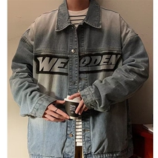 蓝色