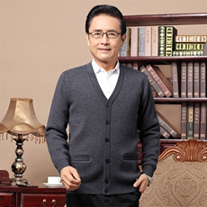 灰色