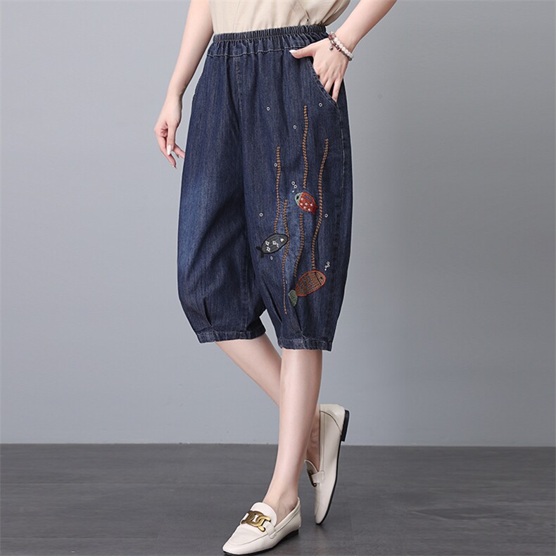 2024夏款薄款刺绣休闲宽松牛仔裤女六分裤松紧腰灯笼裤中裤，女装牛仔裤，文熹诺
